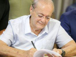 Prefeito de Teresina, Silvio Mendes.