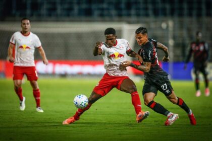 Imagem da noticia Bragantino e Athletico-PR empatam e seguem fora do G4 do Brasileirão