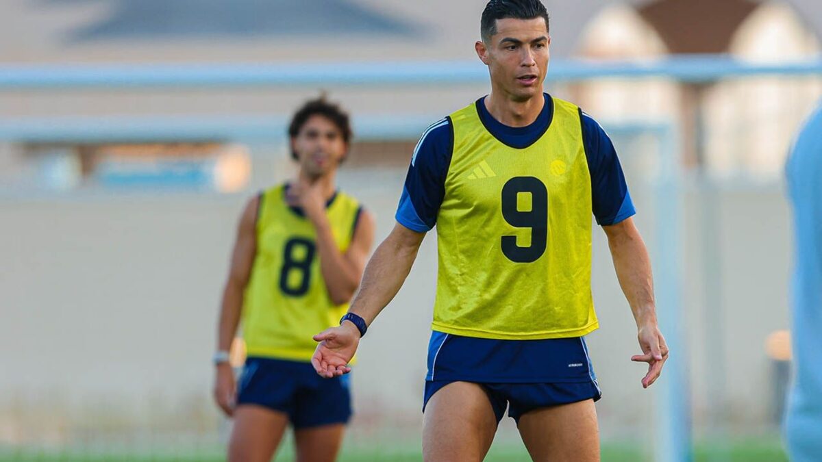 Imagem da noticia Cristiano Ronaldo garante permanência no Al-Nassr após crise interna