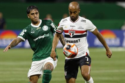 Imagem da noticia Lucas volta ao sintético em meio a sua maior sequência pós-lesão no São Paulo