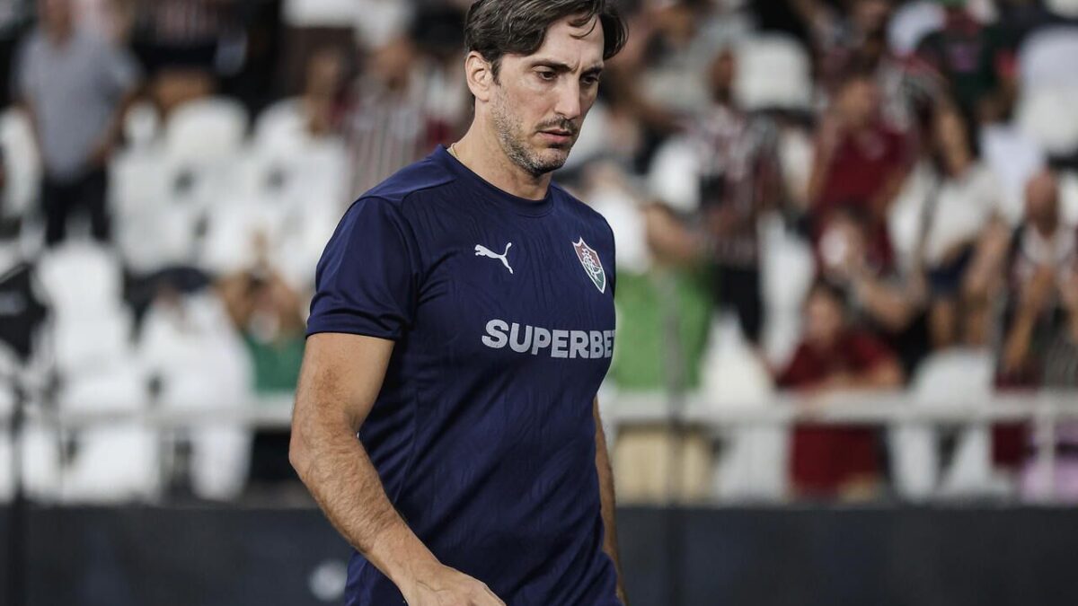 Imagem da noticia Luís Zubeldía chega à 20ª vitória como técnico do Fluminense