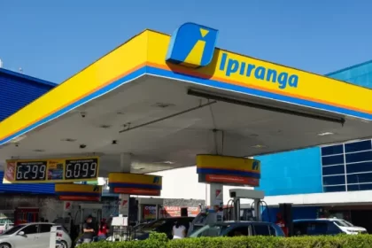 Documentos e planilhas em imagem sobre esquema de R$ 1 bilhão no ICMS