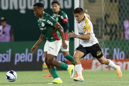 Imagem da noticia Arias ainda aguarda chance como titular no Palmeiras após início no banco