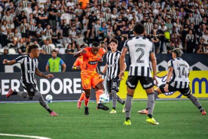 Imagem da noticia Botafogo é derrotado pelo Barcelona-EQU e está fora da Libertadores