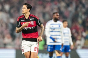 Imagem da noticia Em noite de reencontros, Flamengo vence o Cruzeiro no Maracanã