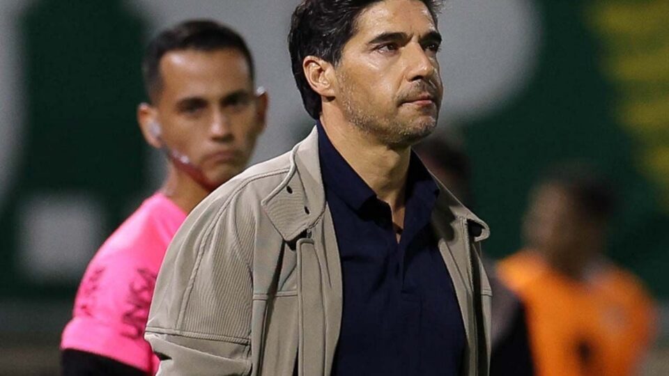 Imagem da noticia "Em outro clube, seria demitido", diz Abel Ferreira após encerrar seca no Palmeiras