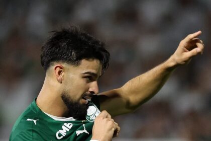 Imagem da noticia Flaco diz sonhar com Mundial, mas despista sobre permanência no Palmeiras