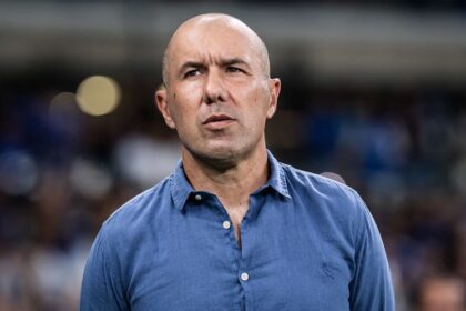 Imagem da noticia Flamengo encaminha acerto com técnico Leonardo Jardim