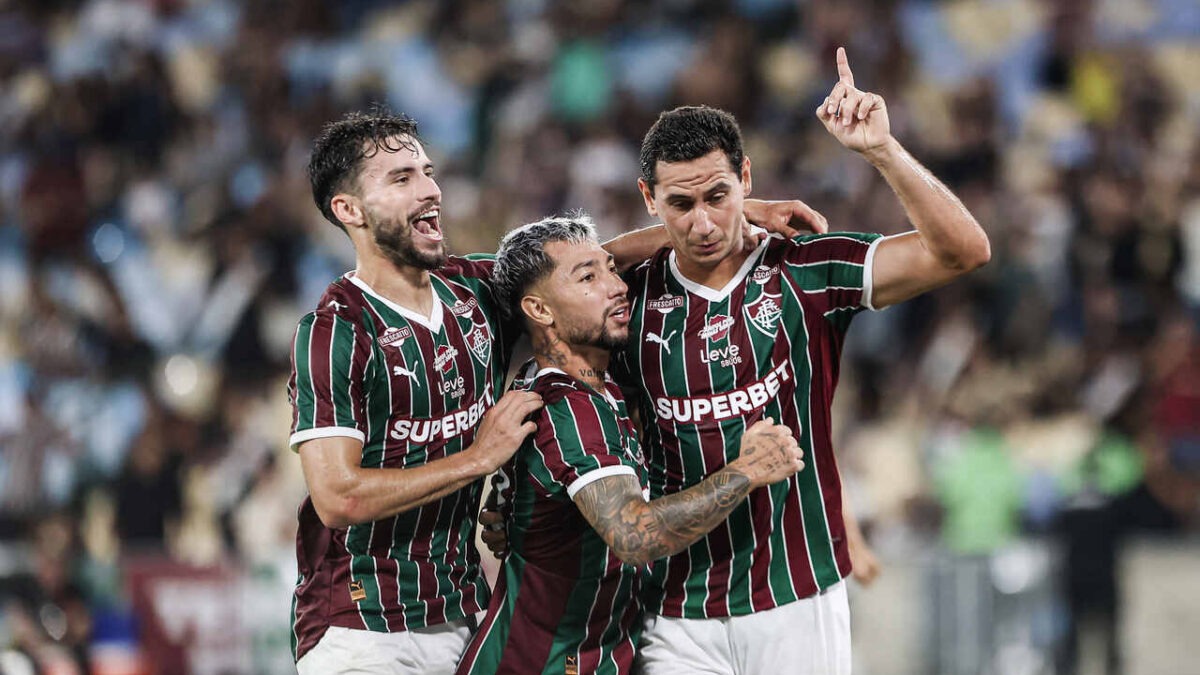 Imagem da noticia Fluminense tenta manter invencibilidade em clássicos na temporada