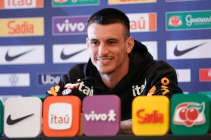 Imagem da noticia Ibañez explica função com Ancelotti e admite "frustração" em 2022