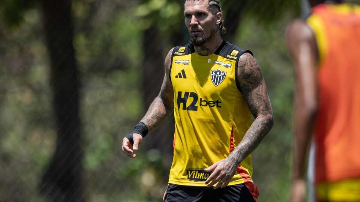 Imagem da noticia Lyanco é liberado pelo DM e reforça o Atlético para final contra o Cruzeiro