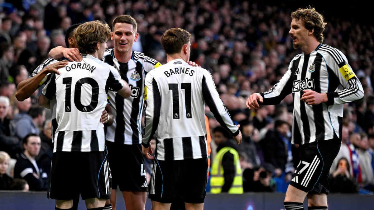 Imagem da noticia Newcastle bate Chelsea fora de casa e sobe na tabela da Premier