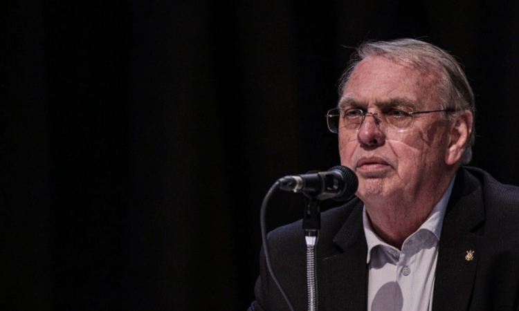 Osmar Stabile durante crise que aumenta debate sobre intervenção no Corinthians