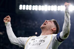 Imagem da noticia Real Madrid vence o City com hat-trick de Valverde e abre vantagem nas oitavas da Champions