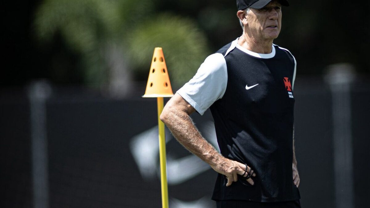 Imagem da noticia Renato Gaúcho comanda primeiro treino no Vasco