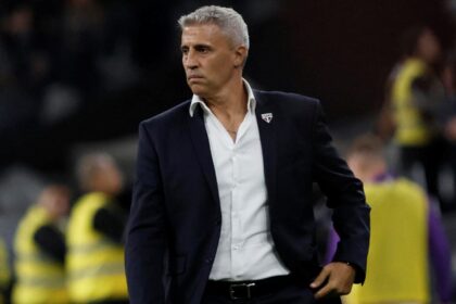 Imagem da noticia São Paulo demite técnico Hernán Crespo