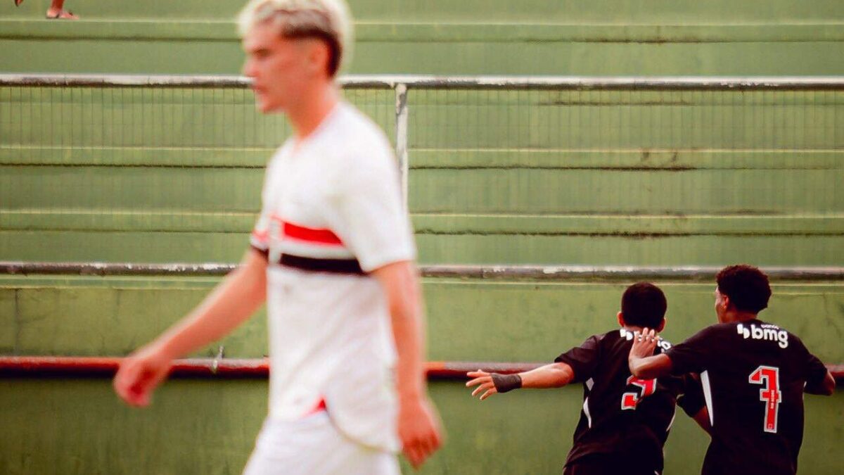 Imagem da noticia Vasco vence o São Paulo e segue na liderança do Brasileirão Sub-20