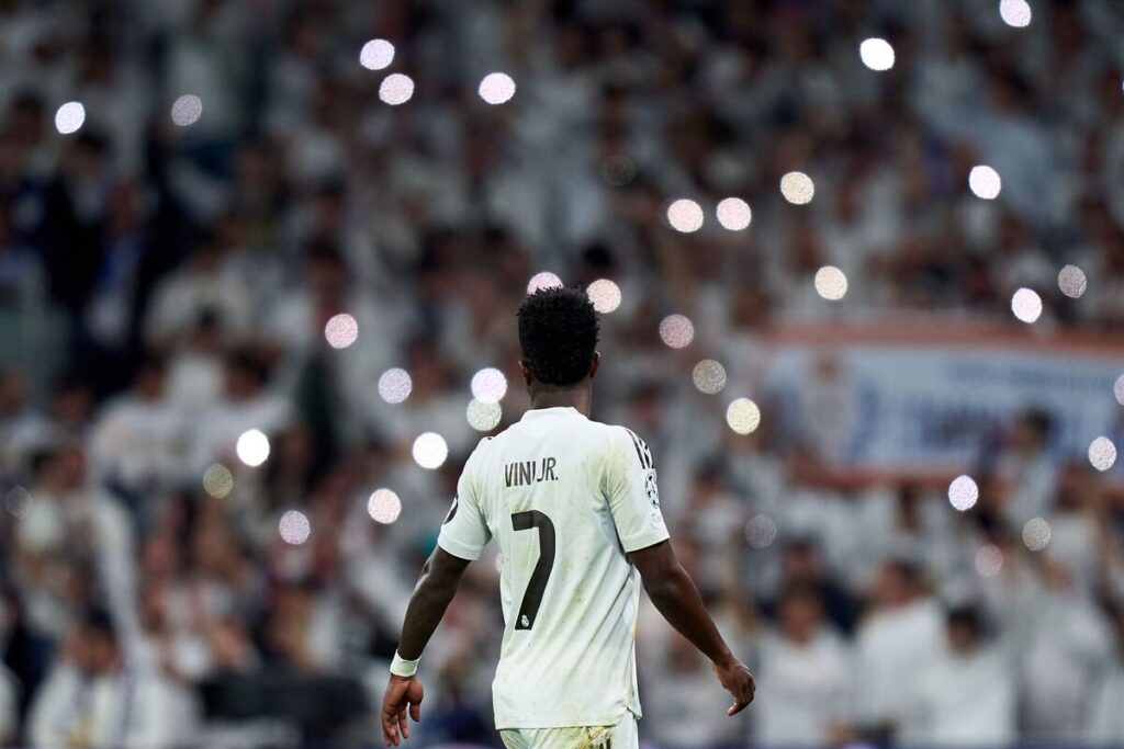 Imagem da noticia Vini Jr vive grande fase e ganha força por renovação no Real Madrid