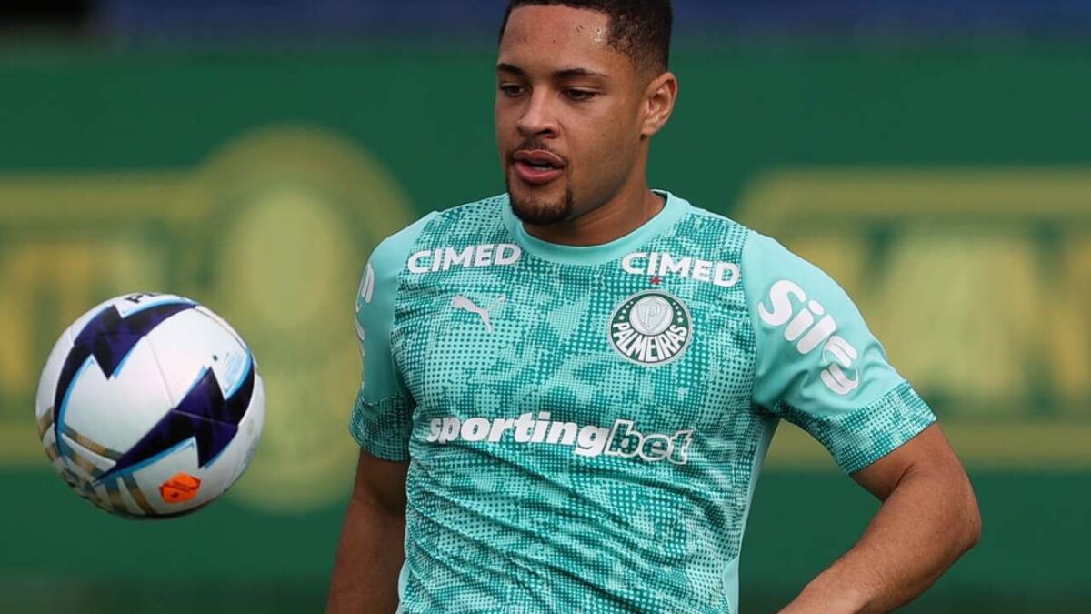 Imagem da noticia Vitor Roque pode ser poupado pelo Palmeiras antes de possível convocação