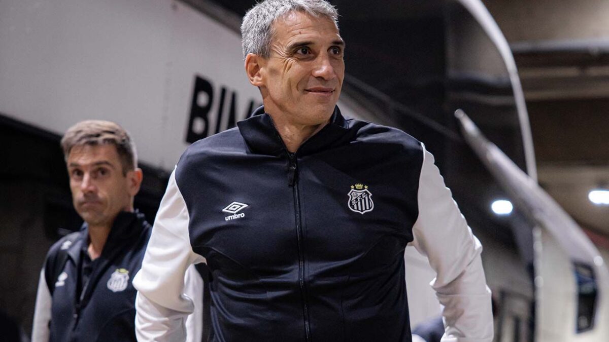 Imagem da noticia Vojvoda valoriza reação do Santos e comenta ausência de Neymar