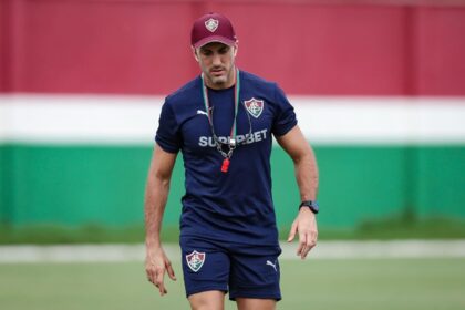 Imagem da noticia Zubeldía completa seis meses e tem melhor aproveitamento do Fluminense no século