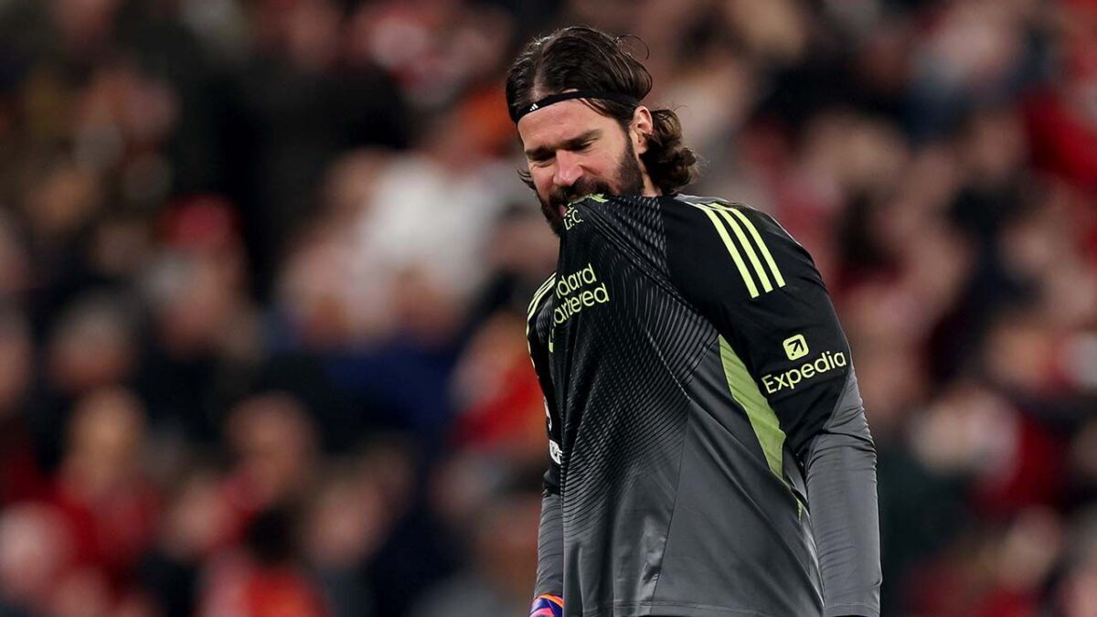 Imagem da noticia Alisson é o 3º melhor goleiro do mundo em ranking internacional