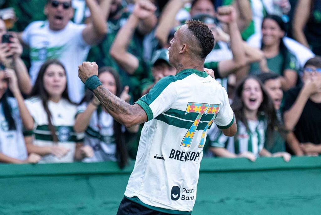 Imagem da noticia Atlético-MG esbarra na falta de eficiência e perde para o Coritiba no Couto Pereira