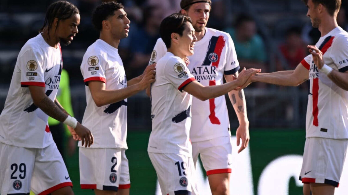 Imagem da noticia Beraldo marca, PSG vence e se aproxima do título francês