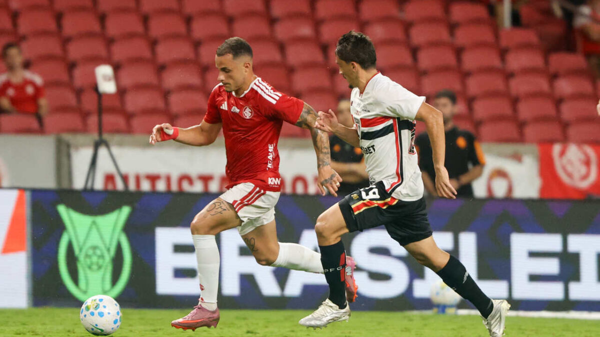 Imagem da noticia Calleri marca no fim, e São Paulo arranca empate com o Internacional