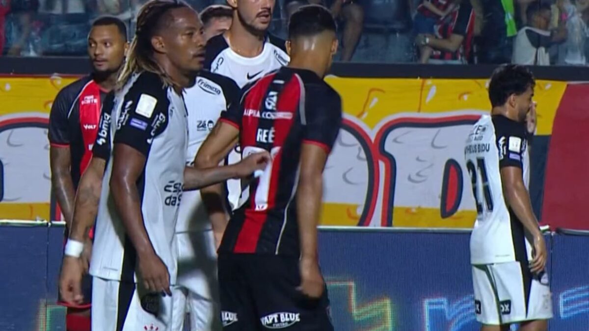 Imagem da noticia Corinthians empata sem gols com Vitória e entra na zona de rebaixamento