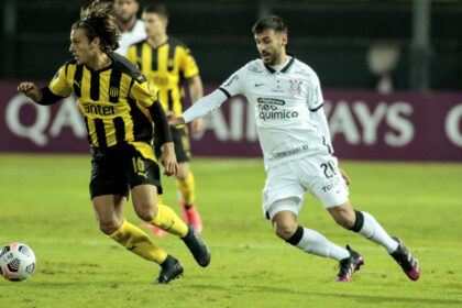 Imagem da noticia Corinthians tenta apagar retrospecto negativo recente contra o Peñarol