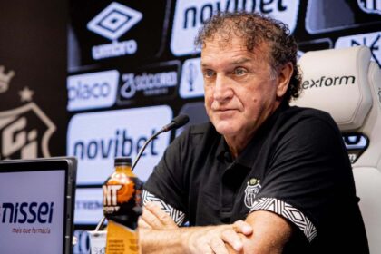 Imagem da noticia Cuca vê "resultado feio" do Santos e defende Neymar e Gabigol
