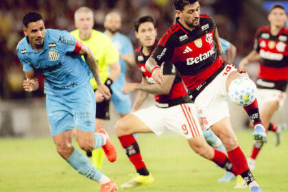 Imagem da noticia De Arrascaeta defende Plata no Flamengo