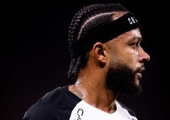 Imagem da noticia Depay está disposto a fazer ajuste em contrato com Corinthians, diz diretor