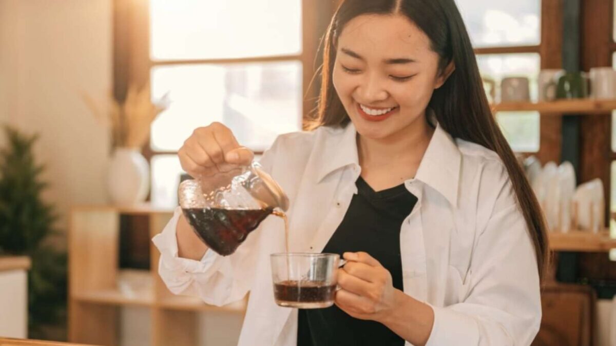 O café, presente na rotina dos brasileiros, é um grande aliado da saúde