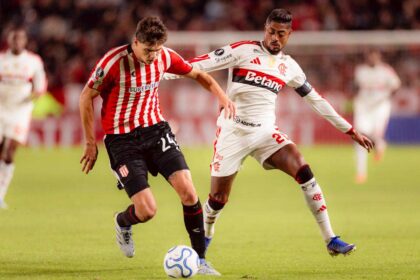 Imagem da noticia Em jogo intenso, Flamengo empata na Argentina com o Estudiantes