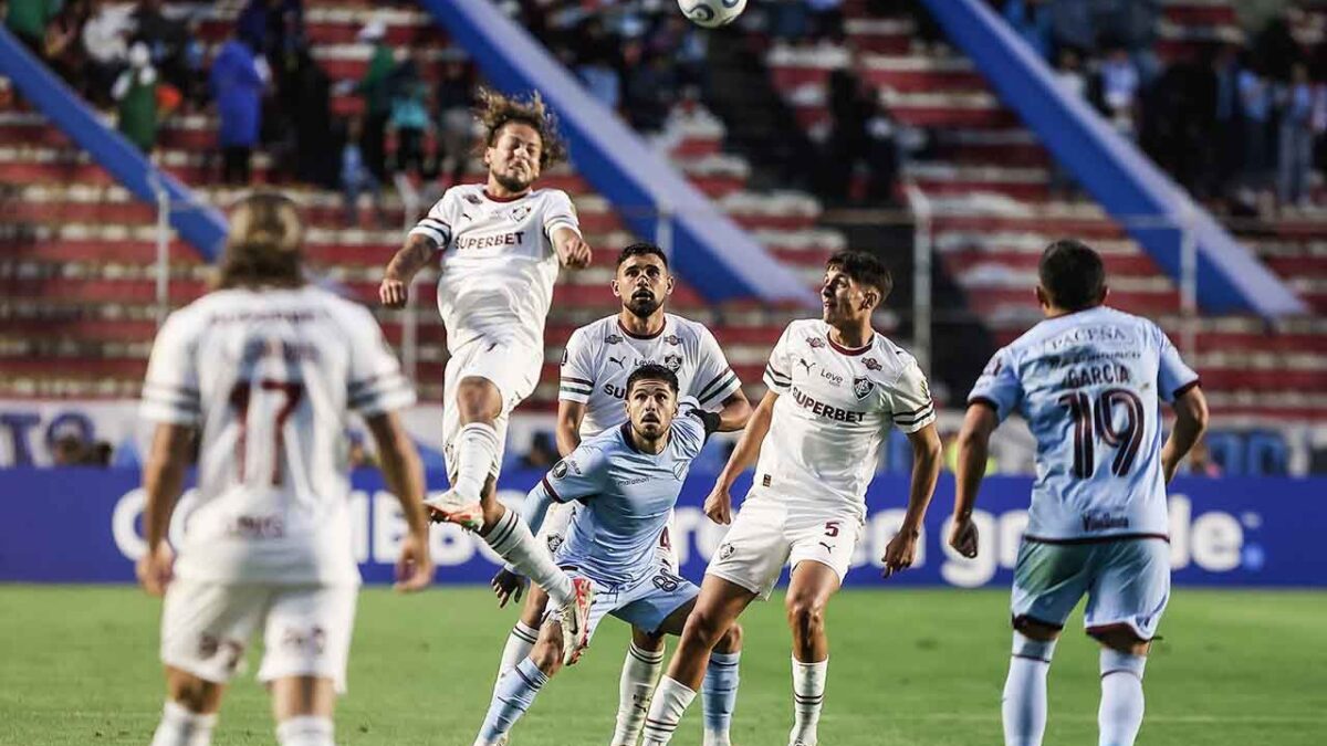 Imagem da noticia Em noite de recorde para Fábio, Fluminense perde em La Paz
