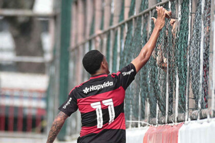 Imagem da noticia Flamengo recebe proposta por joia do sub-20 e vive empasse