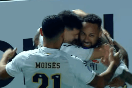 Imagem da noticia GOL DE NEYMAR! Santos abre o placar contra o Deportivo Recoleta na Sul-Americana