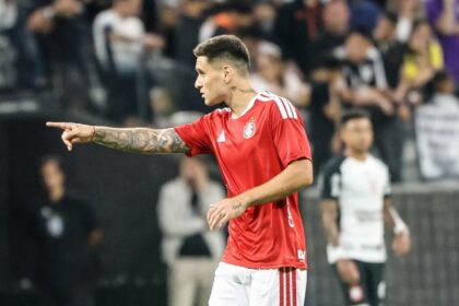 Imagem da noticia Inter vence Corinthians e aprofunda crise no Brasileirão