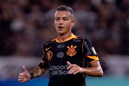 Imagem da noticia Kayke, do Corinthians, sofre lesão grave e deve perder o restante da temporada