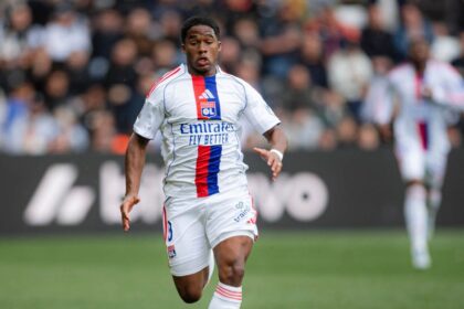 Imagem da noticia Lyon vence o Auxerre com brilho de jogadores brasileiros