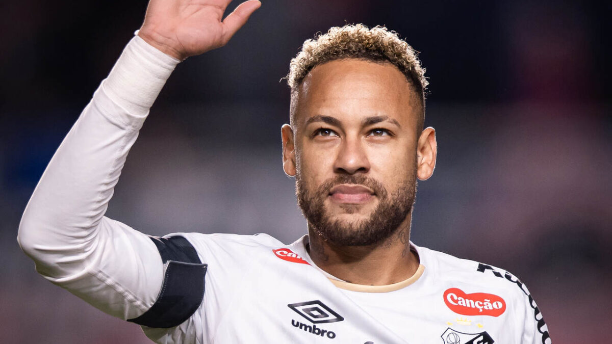 Imagem da noticia Neymar joga contra o Palmeiras? Santos ainda baterá o martelo sobre escalação