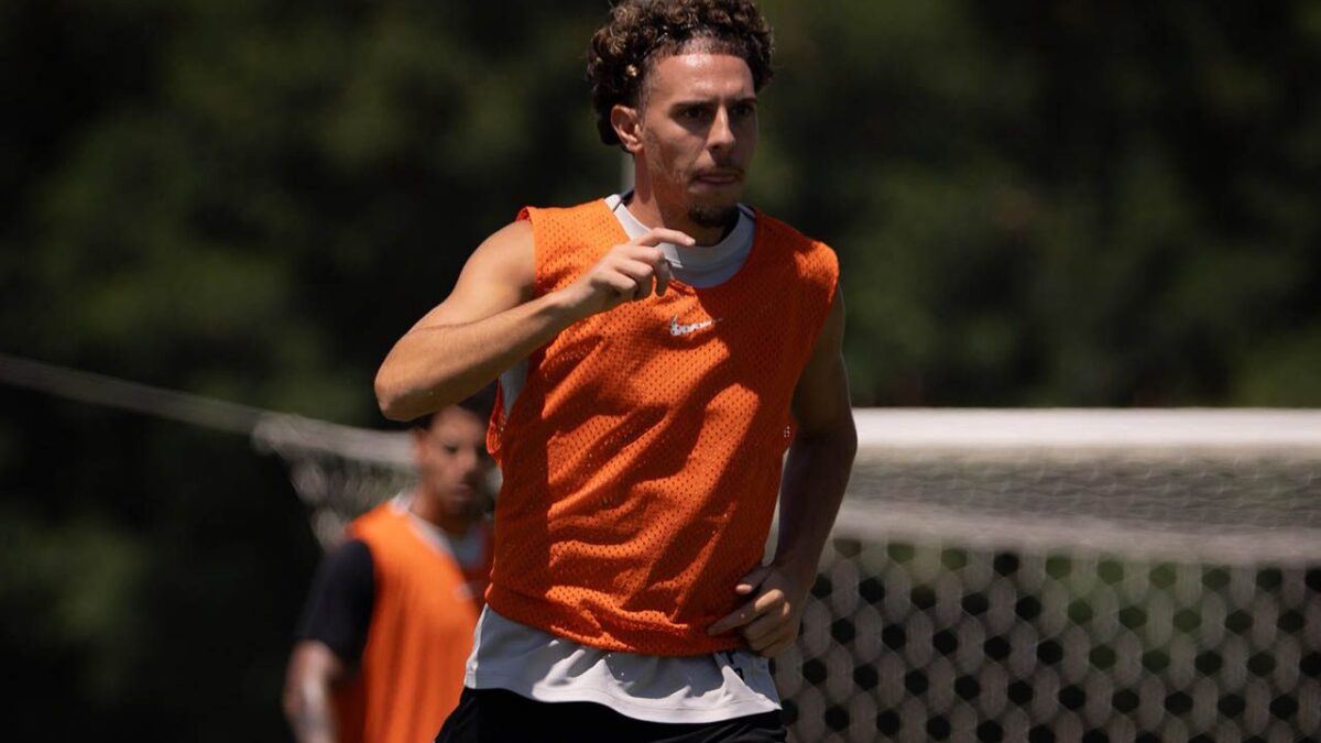 Imagem da noticia Nuno Moreira perde espaço com Renato Gaúcho no Vasco