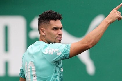 Imagem da noticia Palmeiras adia retorno de Paulinho e mantém cautela na recuperação do atacante
