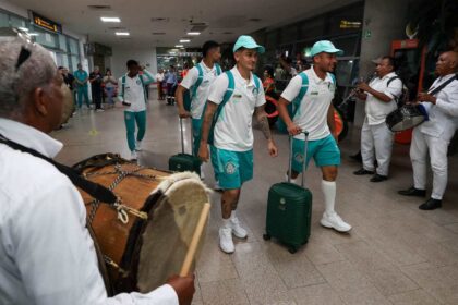 Imagem da noticia Palmeiras suporta mais de 11 mil km e chega motivado para clássico