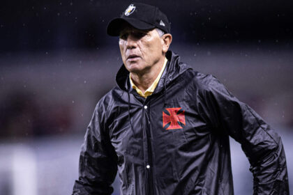 Imagem da noticia Renato Gaúcho completa um mês no comando do Vasco