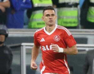 Imagem da noticia River Plate sonda Borré, que pode deixar o Internacional na próxima janela