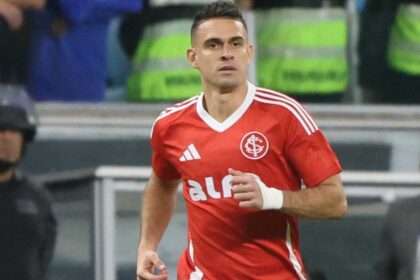 Imagem da noticia River Plate sonda Borré, que pode deixar o Internacional na próxima janela