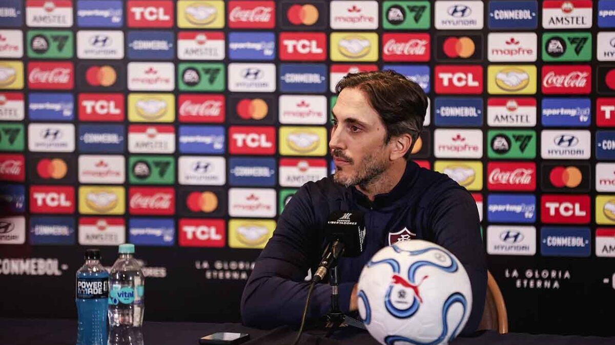 Imagem da noticia Zubeldía, após a derrota do Flu: "Não se preocupem: vamos nos classificar na Libertadores"